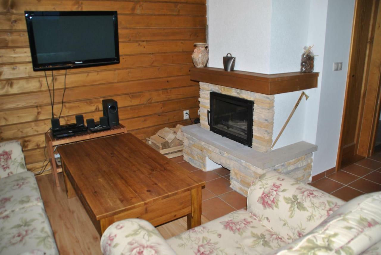 Drevenica Viki Hotell Terchová Exteriör bild